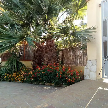 Couette-café Ortensie San Leone